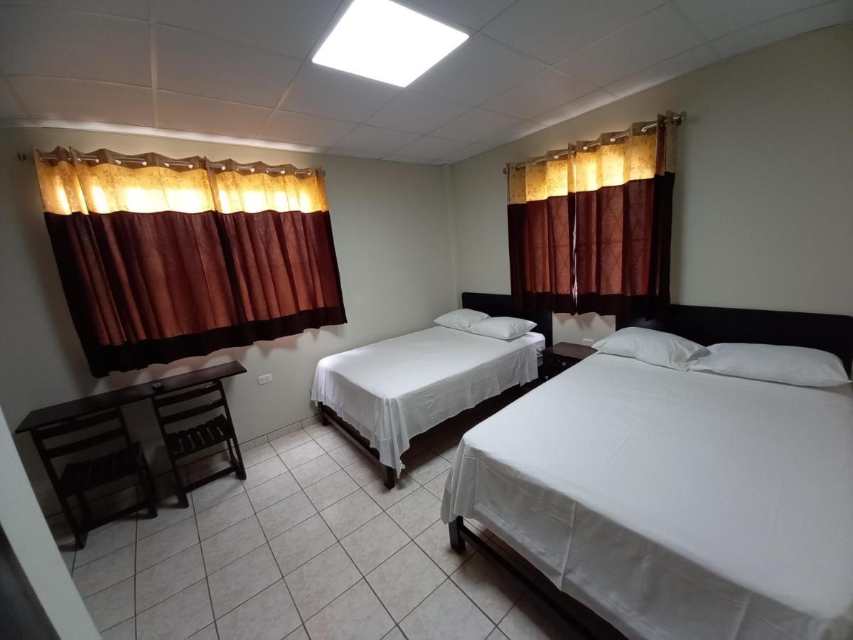 Kira'S House Hotel Piura Buitenkant foto