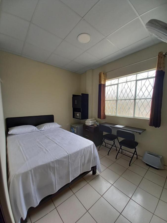 Kira'S House Hotel Piura Buitenkant foto