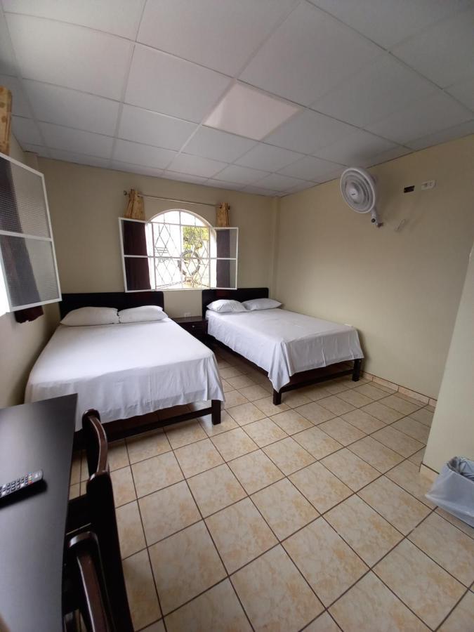 Kira'S House Hotel Piura Buitenkant foto