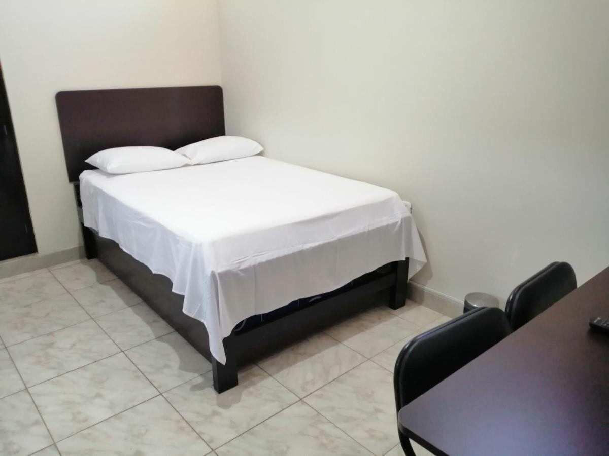 Kira'S House Hotel Piura Buitenkant foto